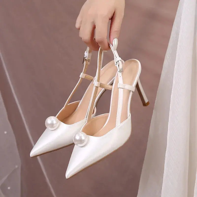 Soft & Bold Pointed Ladies Sandals Shoes Lizbert