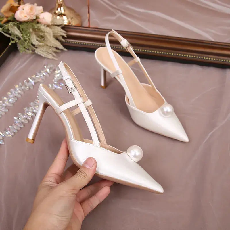 Soft & Bold Pointed Ladies Sandals Shoes Lizbert