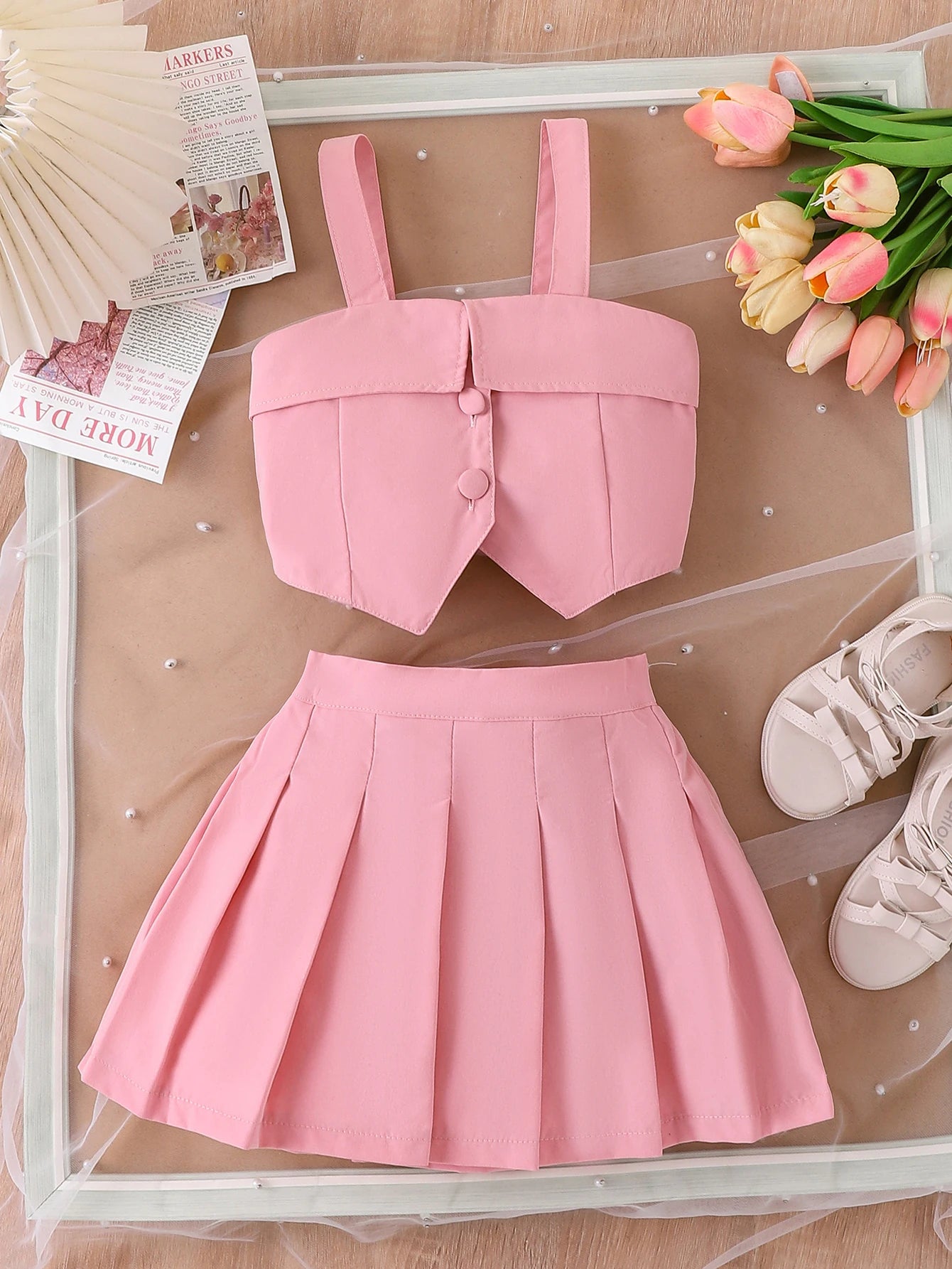 2PCS  Summer New Style Girls 2-7 Years Old Sweet And Comfortable Suspender Top + Pleated Skirt