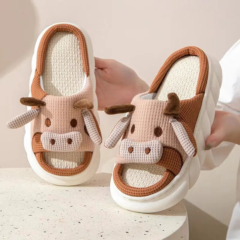 Winter Home Slippers for Couples Warm Plush Neutral Cartoon Cow Indoor Anti Slip Comfortable Cotton Slippers for Men and Women